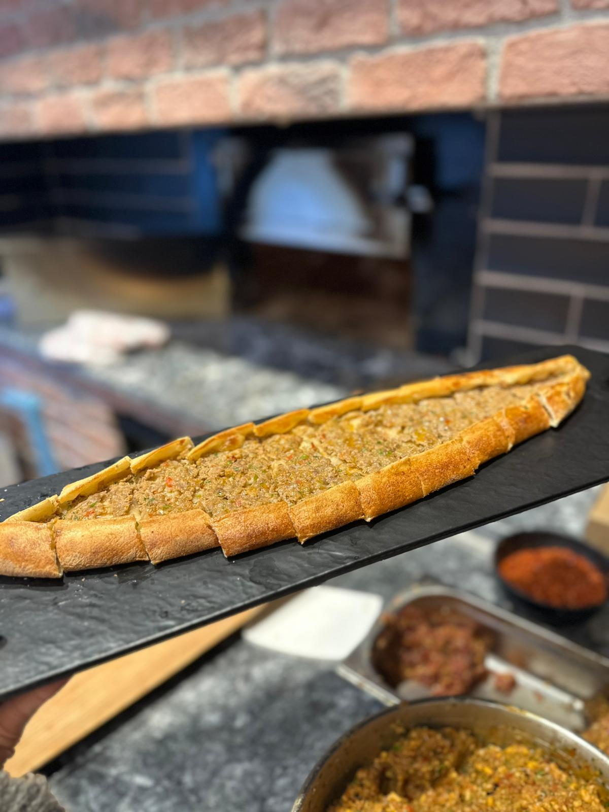 Kıyma Pide